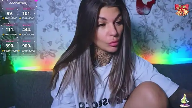 tattooedBabyy online show from December 17, 2024, 1:16 pm