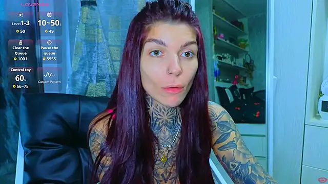 tattooedBabyy online show from June 3, 2026, 2:33 pm