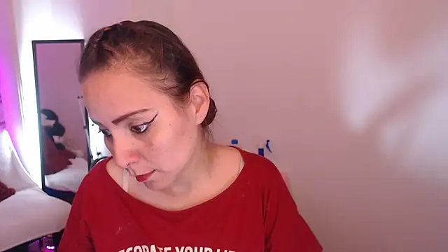 camila delarosa online show from September 24, 2025, 4:21 pm