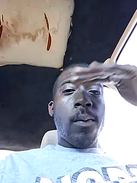 chocolatemeatstick25 online show from April 23, 2026, 4:20 pm
