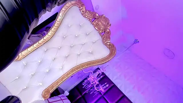 Dalila Thoms online show from March 17, 2025, 1:29 pm