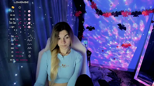 Snapshot of Sweet_me_ chatting on October 23, 2025, 5:51 am Sweet me online show from October 23, 2025, 5:51 am