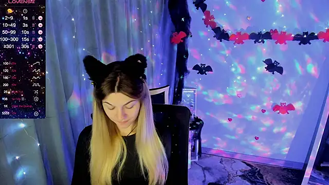 Snapshot of Sweet_me_ chatting on November 1, 2025, 7:10 am Sweet me online show from November 1, 2025, 7:10 am