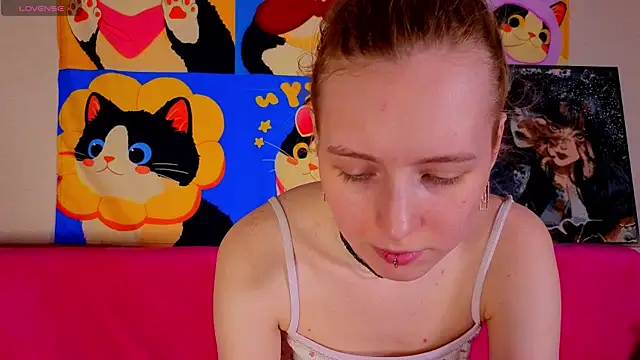 Crayzy Luv online show from July 29, 2026, 2:59 pm