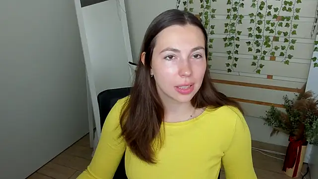 Snapshot of Lexy_flower chatting on September 22, 2025, 6:37 am Lexy flower online show from September 22, 2025, 6:37 am