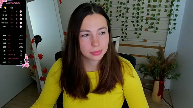 Snapshot of Lexy_flower chatting on October 12, 2025, 12:37 pm Lexy flower online show from October 12, 2025, 12:37 pm