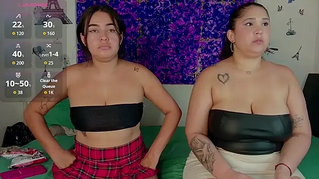 Snapshot of sharon_strom chatting on October 12, 2025, 3:49 am sharon strom online show from October 12, 2025, 3:49 am