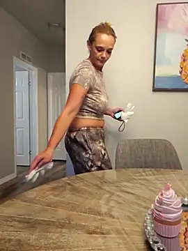 Snapshot of Dixiefaye_Pika chatting on January 17, 2026, 12:43 pm Dixiefaye Pika online show from January 17, 2026, 12:43 pm