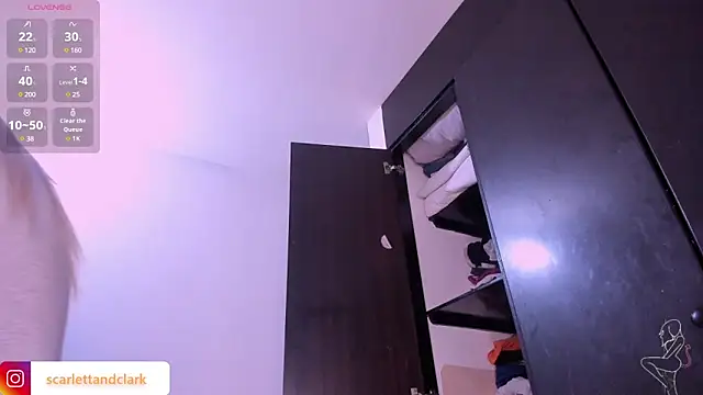 Snapshot of ScarlettAndClark chatting on February 13, 2025, 12:57 am ScarlettAndClark online show from February 13, 2025, 12:57 am