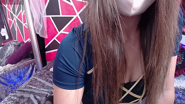 Snapshot of Lion_______ chatting on December 14, 2024, 2:31 pm Lion online show from December 14, 2024, 2:31 pm