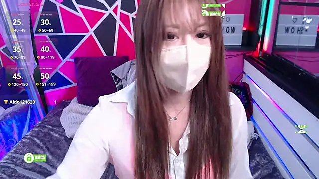 Snapshot of Lion_______ chatting on January 14, 2025, 2:50 am Lion online show from January 14, 2025, 2:50 am