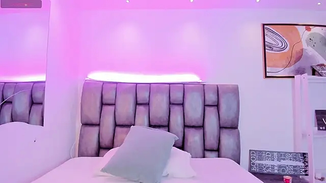 Snapshot of martina_mancini chatting on September 24, 2025, 1:36 pm martina mancini online show from September 24, 2025, 1:36 pm