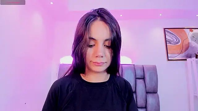 Snapshot of martina_mancini chatting on February 17, 2026, 12:12 pm martina mancini online show from February 17, 2026, 12:12 pm