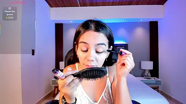 Snapshot of martina_mancini chatting on March 9, 2026, 11:25 am martina mancini online show from March 9, 2026, 11:25 am