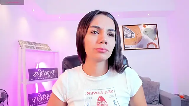 martina mancini online show from May 9, 2026, 2:22 pm