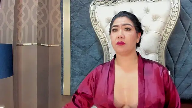 Janna Rousse  online show from July 28, 2026, 6:20 pm