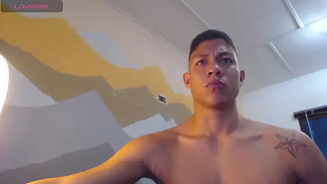 aalan foxter online show from January 12, 2025, 4:21 am