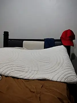 Potro23hotzen online show from December 15, 2025, 5:17 pm