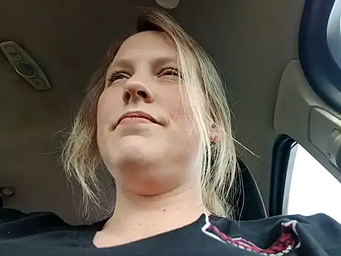 Cumonkatie online show from March 24, 2026, 7:08 pm