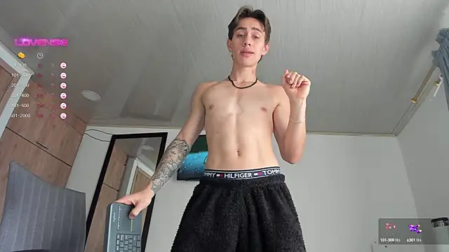 Snapshot of manucute_23_ chatting on February 23, 2025, 2:46 pm manucute 23  online show from February 23, 2025, 2:46 pm
