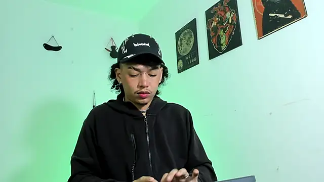 GaelOconnerr online show from December 27, 2024, 3:53 am