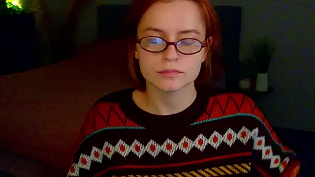 Snapshot of reb_luvng chatting on September 18, 2025, 1:46 pm reb luvng online show from September 18, 2025, 1:46 pm