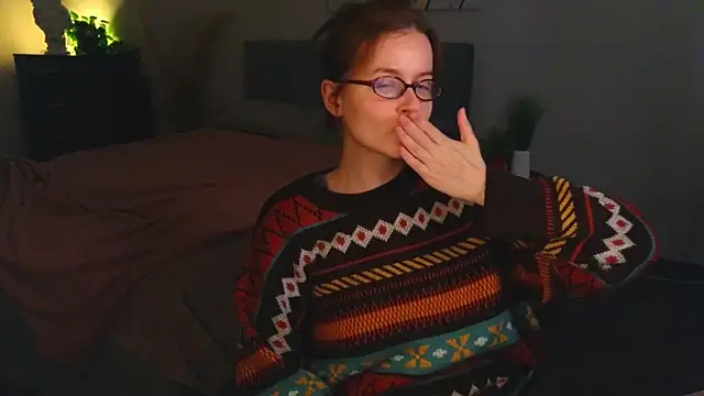 Snapshot of reb_luvng chatting on October 11, 2025, 1:42 pm reb luvng online show from October 11, 2025, 1:42 pm