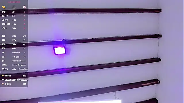 Snapshot of Oriana_Guzman chatting on January 2, 2025, 6:12 pm Oriana Guzman online show from January 2, 2025, 6:12 pm