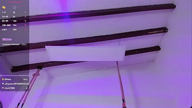 Snapshot of Oriana_Guzman chatting on January 4, 2025, 4:11 pm Oriana Guzman online show from January 4, 2025, 4:11 pm