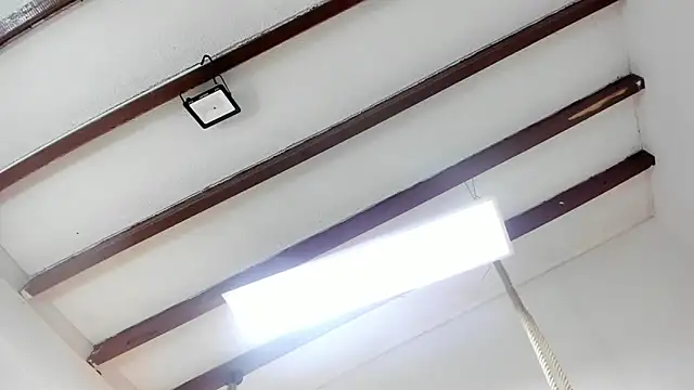 Snapshot of Oriana_Guzman chatting on February 10, 2025, 12:29 pm Oriana Guzman online show from February 10, 2025, 12:29 pm