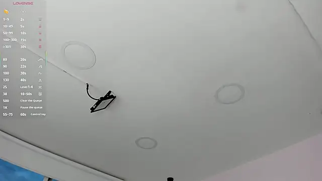 Snapshot of Oriana_Guzman chatting on October 9, 2025, 10:52 pm Oriana Guzman online show from October 9, 2025, 10:52 pm