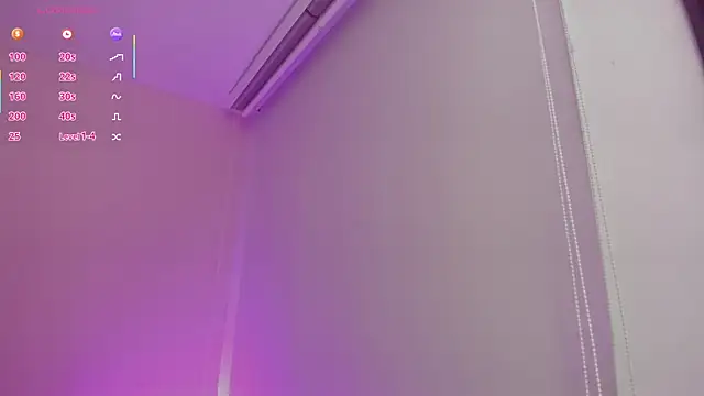 Oriana Guzman online show from April 9, 2026, 10:59 pm