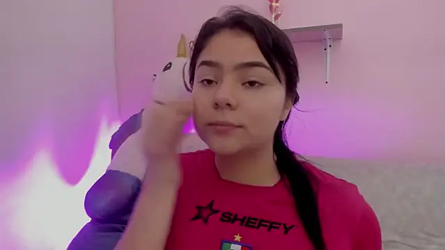 Snapshot of Oriana_Guzman chatting on April 30, 2026, 4:30 am Oriana Guzman online show from April 30, 2026, 4:30 am