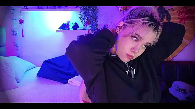 albaismynameX online show from February 26, 2026, 12:15 pm