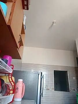 hotgal1112 online show from November 6, 2025, 8:37 am