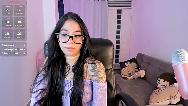 i babbyyyy online show from December 18, 2024, 7:58 am