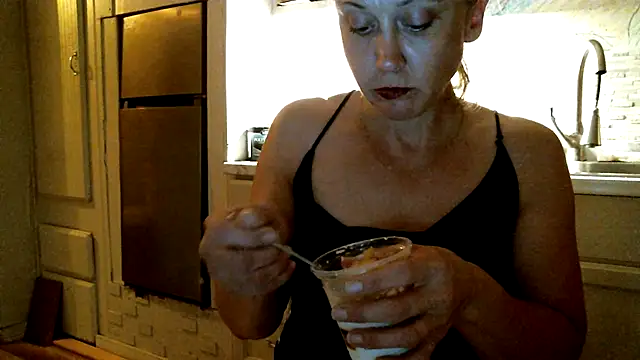 SexyB214 online show from June 27, 2026, 7:35 am