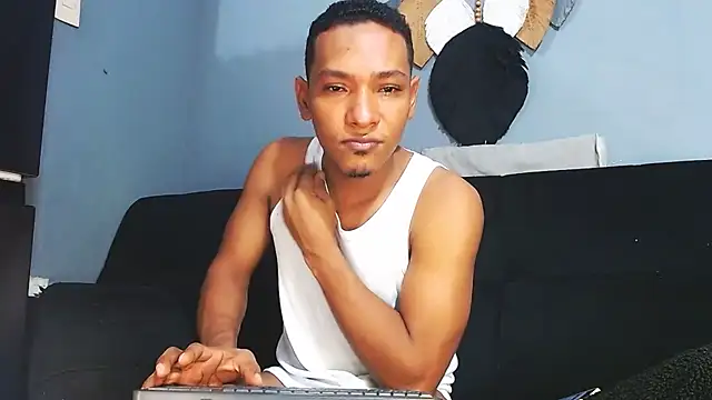 Snapshot of Grandeygruesa1 chatting on March 27, 2026, 9:21 am Grandeygruesa1 online show from March 27, 2026, 9:21 am