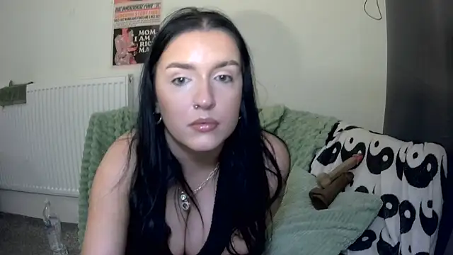 Snapshot of FckableAngel chatting on April 21, 2026, 1:29 am FckableAngel online show from April 21, 2026, 1:29 am