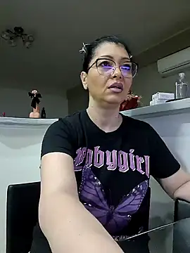 Milf Abigail online show from January 19, 2025, 11:21 pm