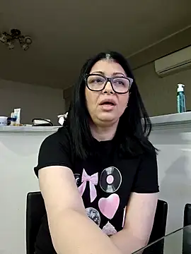 Milf Abigail online show from March 2, 2026, 5:08 am