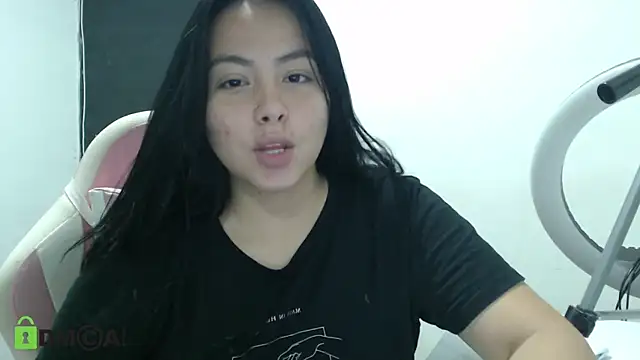 paula torrezz online show from February 18, 2025, 5:31 am