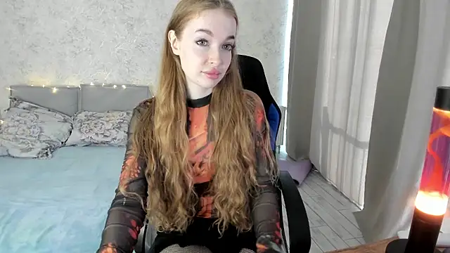 Snapshot of LissaCain chatting on September 21, 2025, 4:58 am LissaCain online show from September 21, 2025, 4:58 am