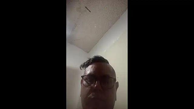 AlanDickson online show from November 24, 2025, 8:58 am