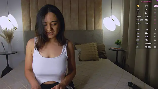Snapshot of Gabriella_Wils chatting on August 9, 2026, 6:40 am Gabriella Wils online show from August 9, 2026, 6:40 am
