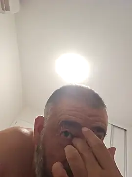 polla calientes47 online show from September 14, 2025, 11:04 pm