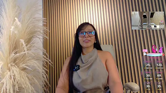 Snapshot of lulu_072 chatting on June 19, 2026, 12:48 am lulu 072 online show from June 19, 2026, 12:48 am