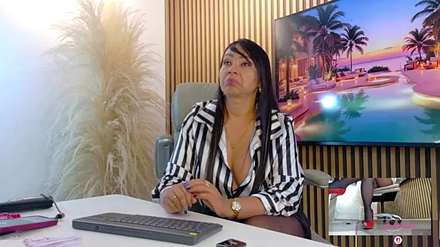 lulu 072 online show from July 16, 2026, 12:05 am