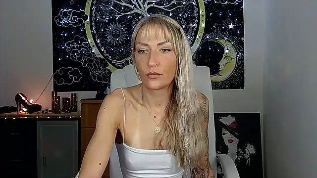 SexxyLiviaa online show from December 16, 2024, 3:43 pm