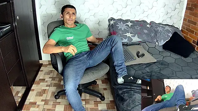 Marck Muscle online show from December 9, 2024, 3:07 am